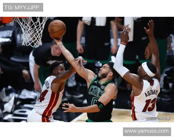 9月5日热火与雄鹿精彩对决全场回放视频分析与精彩瞬间回顾