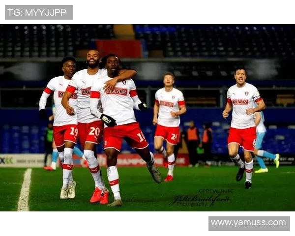 格兰森林流浪者迎战奥德汉姆争夺英甲联赛重要积分之战