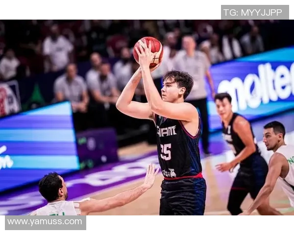 世预赛险爆大冷!澳大利亚男篮反转险胜新西兰 加洛韦19分 世预赛险爆大冷!澳大利亚男篮反转险胜新西兰 加洛韦19分